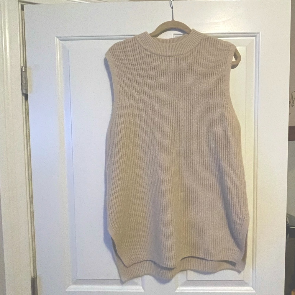 H&M Long high neck sweater vest